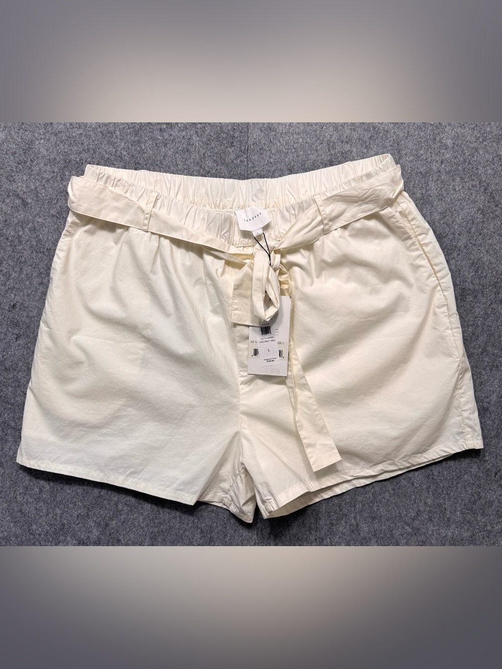Sundays 100 % cotton ozeta Casual Tie Front Elastic Waist Women Shorts Sz large